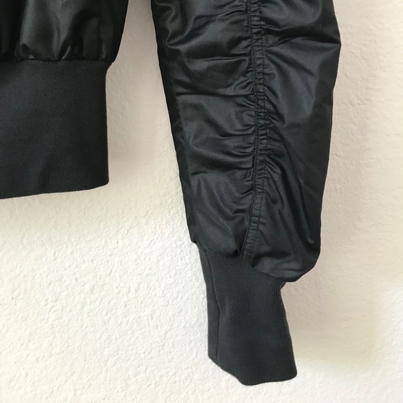 Puma Bomber Jacket - Picture 4 of 5